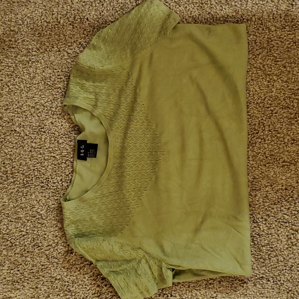 Women's sweater